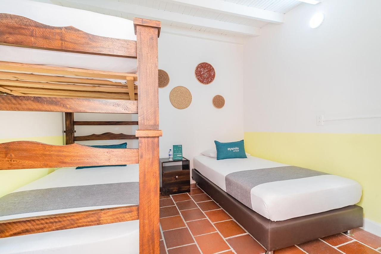 Casa De Pinos Hotel Bucaramanga Exteriör bild