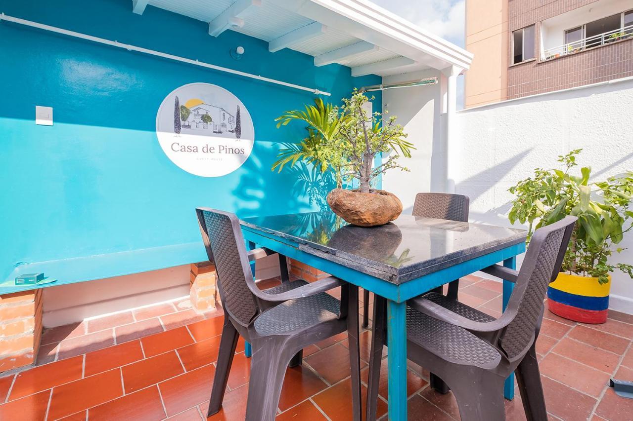 Casa De Pinos Hotel Bucaramanga Exteriör bild
