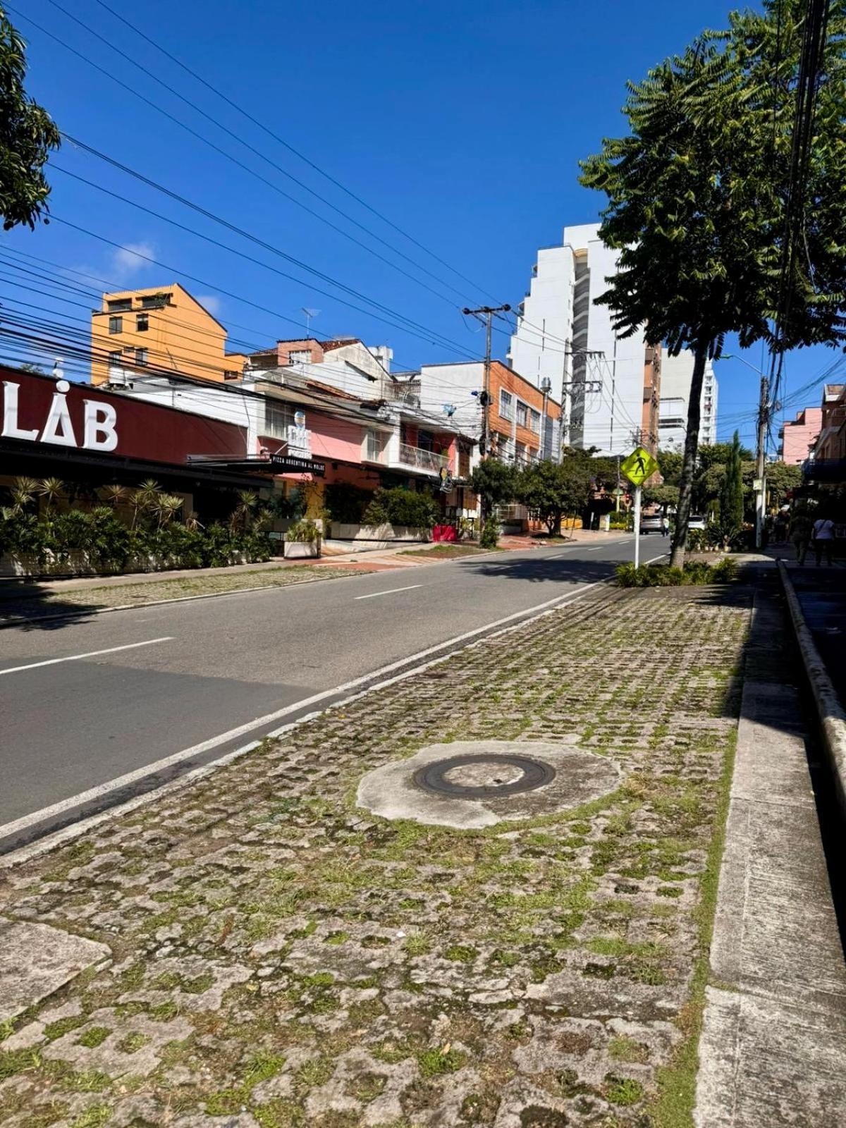 Casa De Pinos Hotel Bucaramanga Exteriör bild
